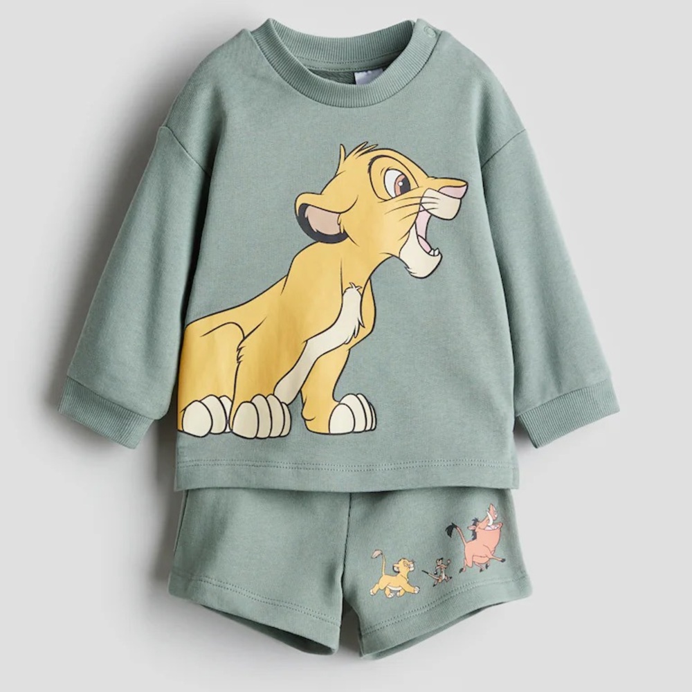 H&M 2 Piece Girls Set - Lion King Print